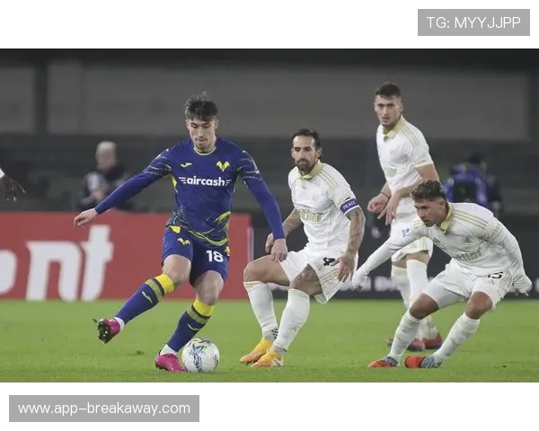 意甲历史首位法罗群岛球员埃德蒙松，维罗纳引援创纪录