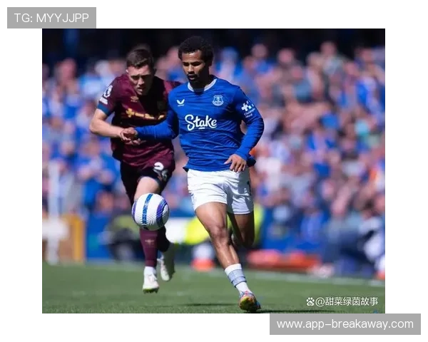 富勒姆1-2负于埃弗顿,丘库埃泽首发75分钟难救主 富勒姆1-2负于埃弗顿,丘库埃泽首发75分钟难救主